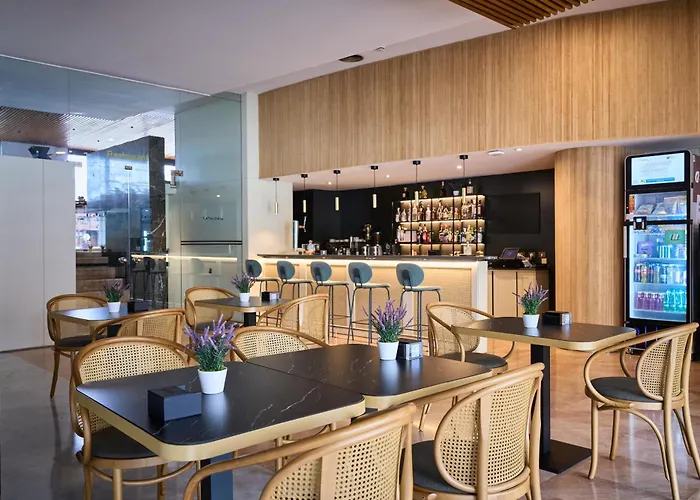 Otel Catalonia 4*