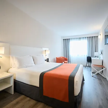 Catalonia Hotel 4*