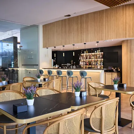 Hotell Catalonia 4*