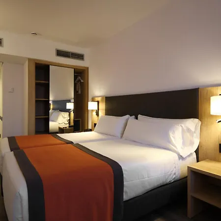 Hotel Catalonia 4*
