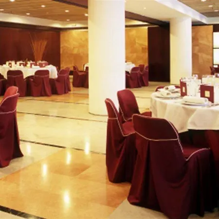 Catalonia Hotel 4*